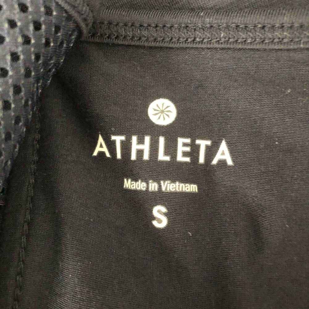 Athleta Racer Back Workout Tee - Picture 5 of 5